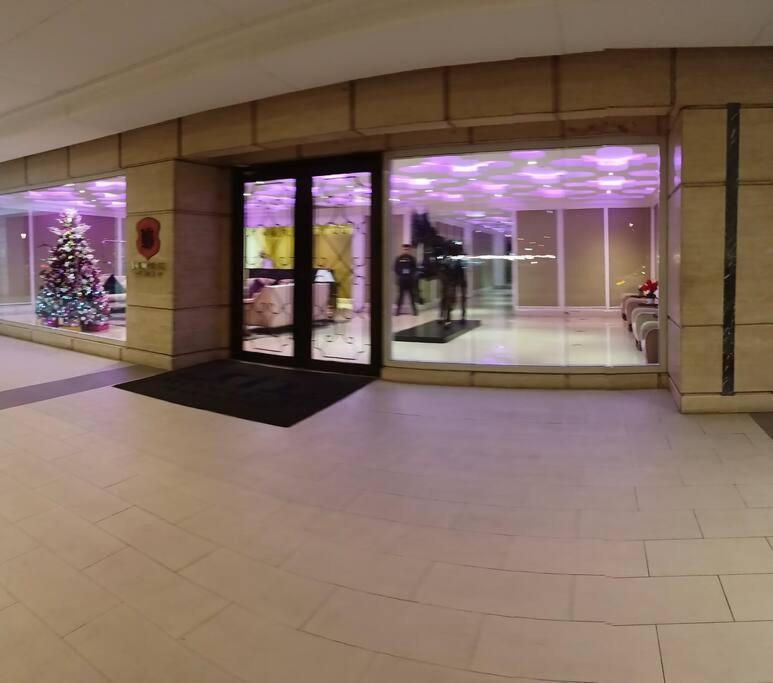 Monarch Parksuites - Balmoral Place Paranaque City Esterno foto