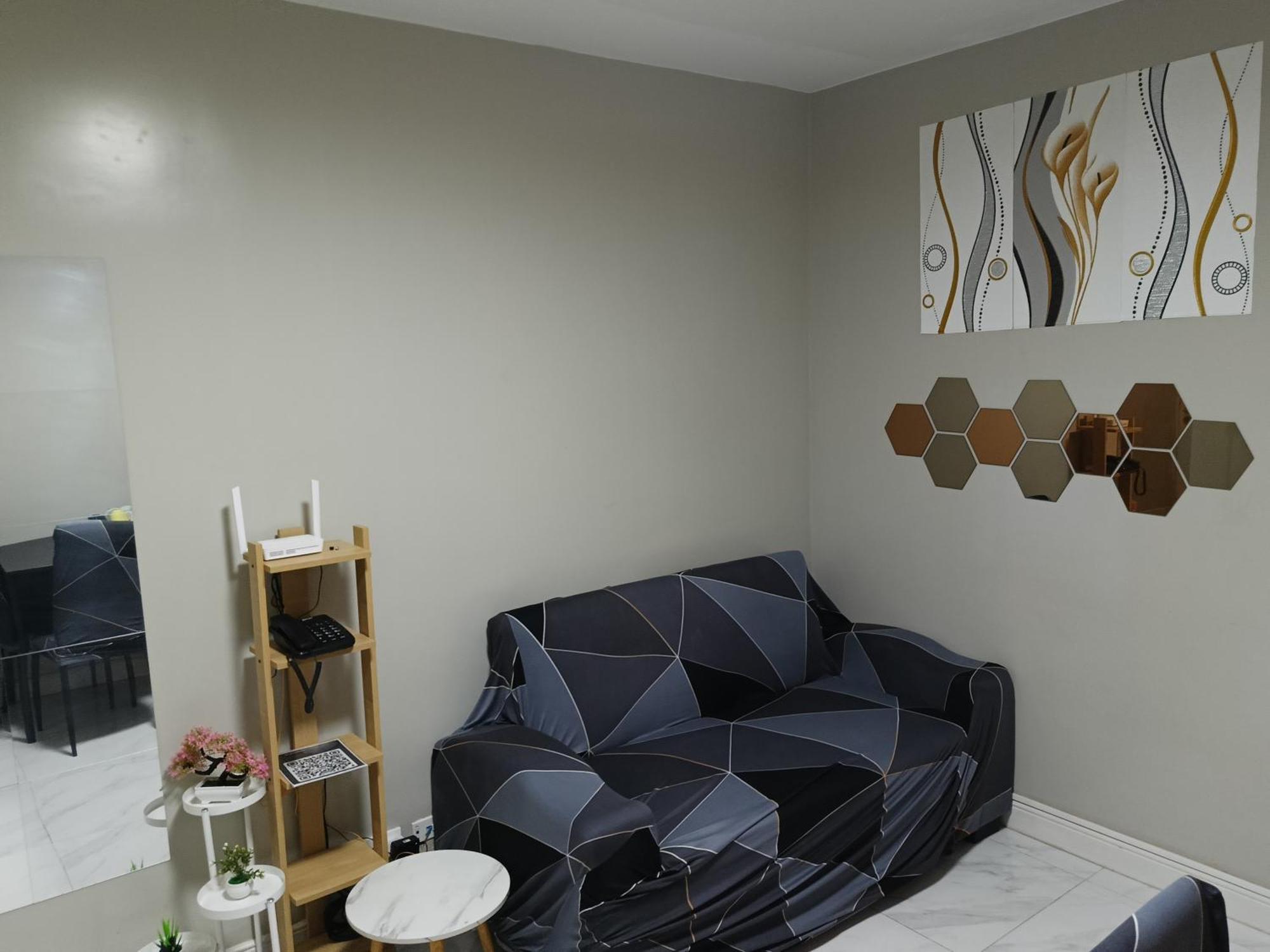 Monarch Parksuites - Balmoral Place Paranaque City Esterno foto